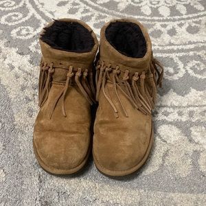 UGG MINI WITH FRINGE!!
